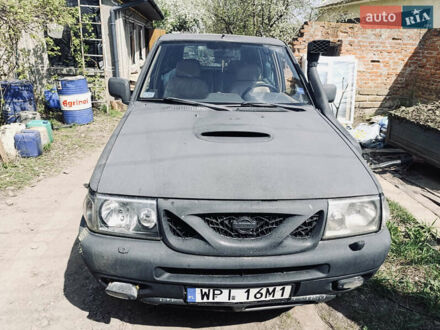 Ниссан Terrano II 2001 в Харькове на Automoto.ua Ниссан Terrano II, объемом двигателя 2.7 л и пробегом 330 тыс. км за 2800 $, фото 1 на Automoto.ua