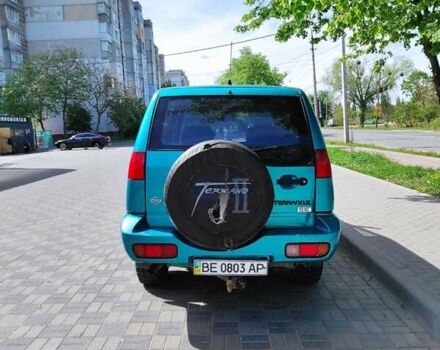 Зеленый Ниссан Terrano II, объемом двигателя 2.4 л и пробегом 300 тыс. км за 7200 $, фото 1 на Automoto.ua