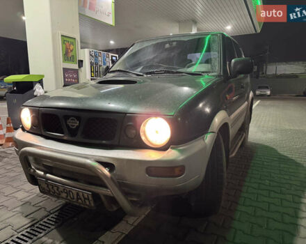 Зеленый Ниссан Terrano II, объемом двигателя 2.4 л и пробегом 234 тыс. км за 4499 $, фото 1 на Automoto.ua