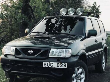 Зелений Ніссан Terrano II, об'ємом двигуна 2.7 л та пробігом 268 тис. км за 3400 $, фото 1 на Automoto.ua