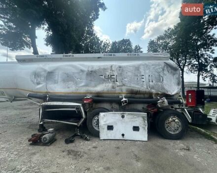 Білий Нурсан Бензовоз, об'ємом двигуна 0 л та пробігом 150 тис. км за 11500 $, фото 3 на Automoto.ua