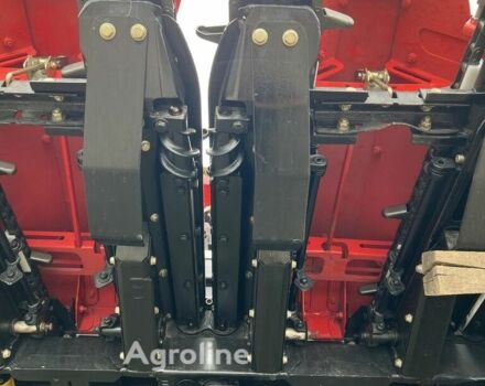 Червоний ОЛімак Другая, об'ємом двигуна 0 л та пробігом 0 тис. км за 21069 $, фото 6 на Automoto.ua