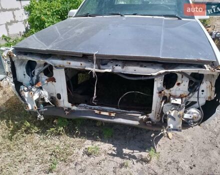 Білий Олдсмобіль Катласс, об'ємом двигуна 3.8 л та пробігом 412 тис. км за 1200 $, фото 4 на Automoto.ua
