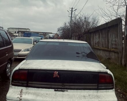 Белый Олдсмобиль Катласс, объемом двигателя 0 л и пробегом 300 тыс. км за 550 $, фото 4 на Automoto.ua