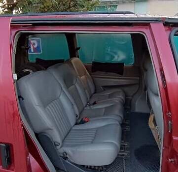 Красный Олдсмобиль Силуэт, объемом двигателя 3.8 л и пробегом 400 тыс. км за 4000 $, фото 5 на Automoto.ua