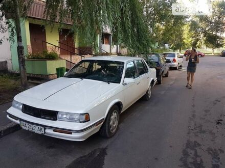 Олдсмобиль Cutlass Ciera 1988 в Киеве на Automoto.ua Белый Олдсмобиль Cutlass Ciera, объемом двигателя 3.8 л и пробегом 66 тыс. км за 2300 $, фото 1 на Automoto.ua