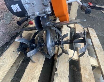 Помаранчевий Олео-Мак MH 155K, об'ємом двигуна 2 л та пробігом 10 тис. км за 238 $, фото 2 на Automoto.ua