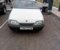 Белый Опель 1.8 Liter, объемом двигателя 1.8 л и пробегом 317 тыс. км за 1200 $, фото 1 на Automoto.ua