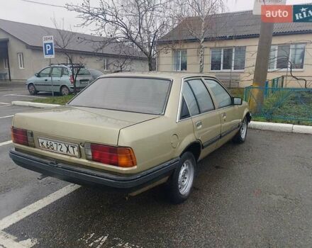 Желтый Опель 1.8 Liter, объемом двигателя 1.8 л и пробегом 86 тыс. км за 1000 $, фото 4 на Automoto.ua