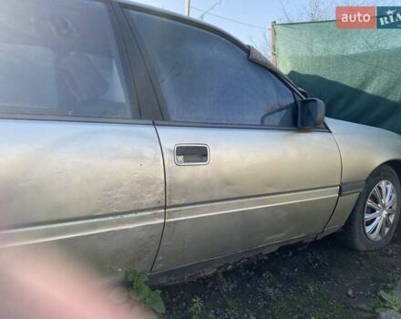 Серый Опель 1.8 Liter, объемом двигателя 1.8 л и пробегом 200 тыс. км за 1000 $, фото 4 на Automoto.ua