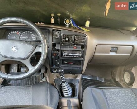 Серый Опель 1.8 Liter, объемом двигателя 1.8 л и пробегом 200 тыс. км за 1000 $, фото 6 на Automoto.ua