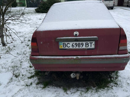 Черный Опель 1900, объемом двигателя 1.6 л и пробегом 500 тыс. км за 370 $, фото 1 на Automoto.ua