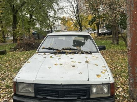 Опель Адам 1992 у Києві на Automoto.ua Білий Опель Адам, об'ємом двигуна 1.5 л та пробігом 250 тис. км за 500 $, фото 1 на Automoto.ua