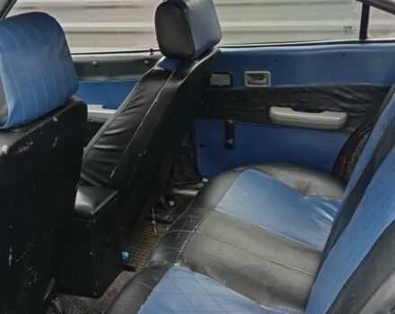 Сірий Опель Адам, об'ємом двигуна 1.3 л та пробігом 200 тис. км за 1250 $, фото 5 на Automoto.ua