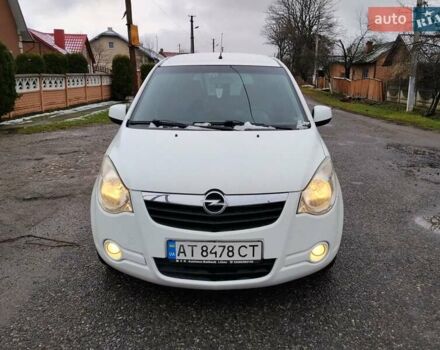 Белый Опель Агила, объемом двигателя 1.24 л и пробегом 270 тыс. км за 3799 $, фото 1 на Automoto.ua