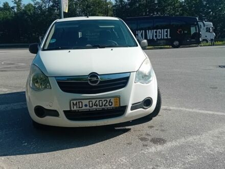 Білий Опель Агіла, об'ємом двигуна 1.2 л та пробігом 230 тис. км за 4000 $, фото 1 на Automoto.ua