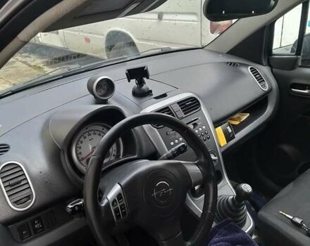 Черный Опель Агила, объемом двигателя 1.25 л и пробегом 220 тыс. км за 4800 $, фото 5 на Automoto.ua