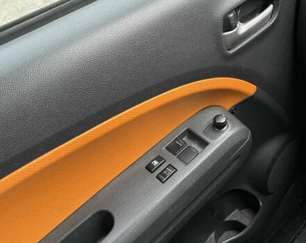 Черный Опель Агила, объемом двигателя 1.2 л и пробегом 195 тыс. км за 3999 $, фото 17 на Automoto.ua