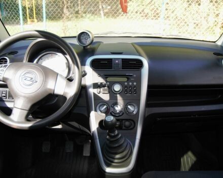 Черный Опель Агила, объемом двигателя 1 л и пробегом 130 тыс. км за 4499 $, фото 6 на Automoto.ua