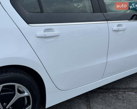 Белый Опель Ампера, объемом двигателя 1.4 л и пробегом 202 тыс. км за 9900 $, фото 15 на Automoto.ua