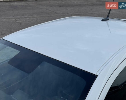 Белый Опель Ампера, объемом двигателя 1.4 л и пробегом 202 тыс. км за 9900 $, фото 24 на Automoto.ua