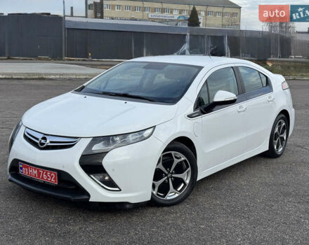 Белый Опель Ампера, объемом двигателя 1.4 л и пробегом 202 тыс. км за 9900 $, фото 2 на Automoto.ua