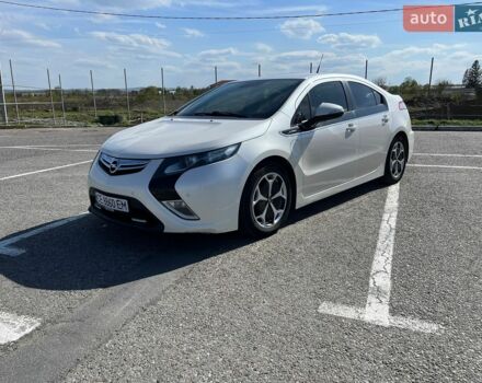 Белый Опель Ампера, объемом двигателя 1.4 л и пробегом 212 тыс. км за 9000 $, фото 1 на Automoto.ua