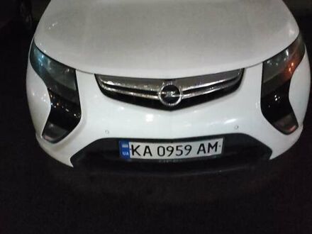 Опель Ампера 2012 в Киеве на Automoto.ua Белый Опель Ампера, объемом двигателя 1.4 л и пробегом 172 тыс. км за 9950 $, фото 1 на Automoto.ua
