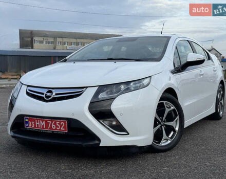 Белый Опель Ампера, объемом двигателя 1.4 л и пробегом 202 тыс. км за 9900 $, фото 1 на Automoto.ua