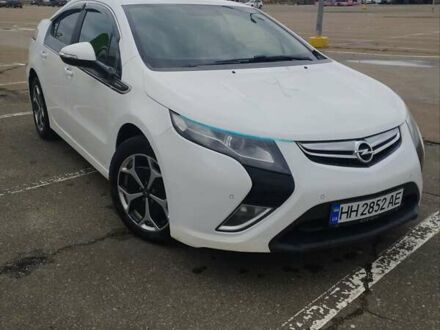 Білий Опель Ампера, об'ємом двигуна 1.4 л та пробігом 200 тис. км за 9800 $, фото 1 на Automoto.ua