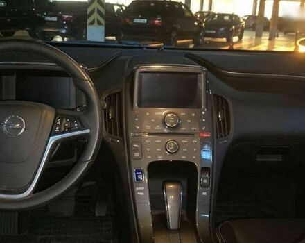 Опель Ампера, объемом двигателя 0 л и пробегом 102 тыс. км за 11000 $, фото 8 на Automoto.ua