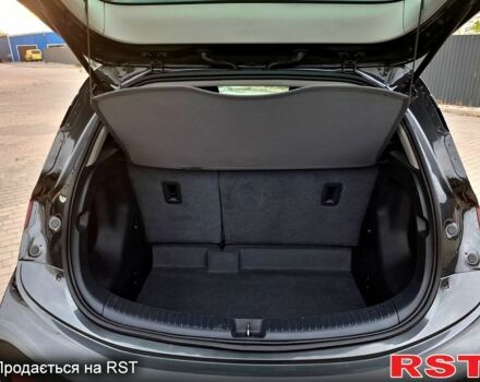 Серый Опель Ампера, объемом двигателя 64 л и пробегом 116 тыс. км за 15700 $, фото 9 на Automoto.ua