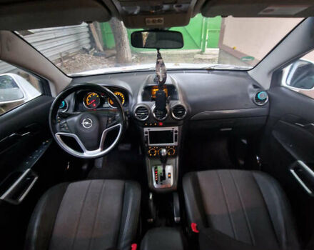 Білий Опель Антара, об'ємом двигуна 1.99 л та пробігом 142 тис. км за 10000 $, фото 20 на Automoto.ua