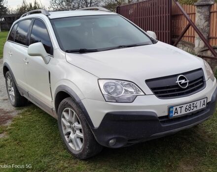 Білий Опель Антара, об'ємом двигуна 2.4 л та пробігом 305 тис. км за 7600 $, фото 5 на Automoto.ua