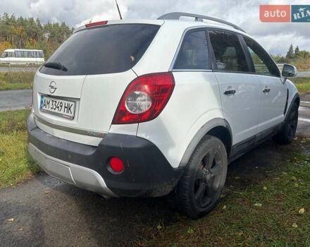 Опель Антара 2010 в Житомире на Automoto.ua Белый Опель Антара, объемом двигателя 1.99 л и пробегом 198 тыс. км за 8500 $, фото 2 на Automoto.ua