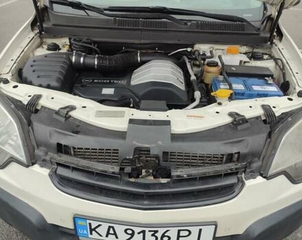 Белый Опель Антара, объемом двигателя 2 л и пробегом 280 тыс. км за 9500 $, фото 7 на Automoto.ua