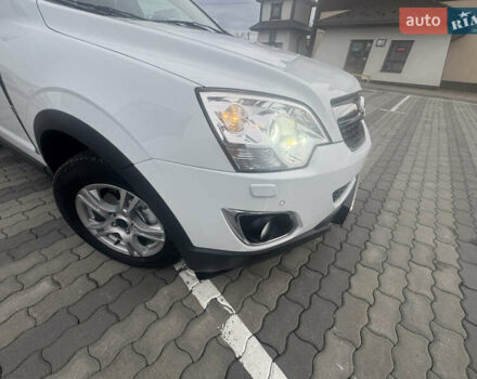 Білий Опель Антара, об'ємом двигуна 2.2 л та пробігом 131 тис. км за 9650 $, фото 5 на Automoto.ua