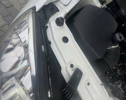 Білий Опель Антара, об'ємом двигуна 2.2 л та пробігом 131 тис. км за 9650 $, фото 26 на Automoto.ua