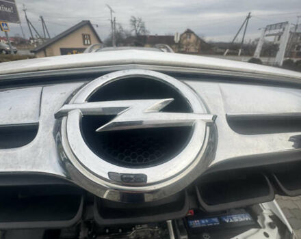 Білий Опель Антара, об'ємом двигуна 2.2 л та пробігом 131 тис. км за 9650 $, фото 24 на Automoto.ua