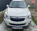 Белый Опель Антара, объемом двигателя 2.23 л и пробегом 181 тыс. км за 9500 $, фото 1 на Automoto.ua
