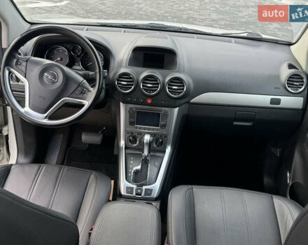 Білий Опель Антара, об'ємом двигуна 2.2 л та пробігом 212 тис. км за 11750 $, фото 9 на Automoto.ua