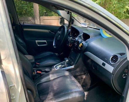 Белый Опель Антара, объемом двигателя 2.2 л и пробегом 231 тыс. км за 11800 $, фото 6 на Automoto.ua