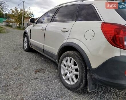 Опель Антара 2012 в Ужгороде на Automoto.ua Белый Опель Антара, объемом двигателя 2.2 л и пробегом 475 тыс. км за 9500 $, фото 4 на Automoto.ua