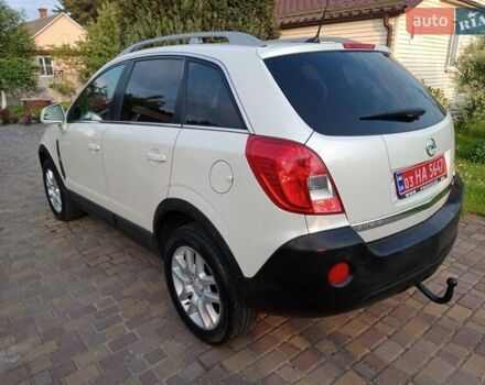 Белый Опель Антара, объемом двигателя 2.2 л и пробегом 199 тыс. км за 9500 $, фото 7 на Automoto.ua