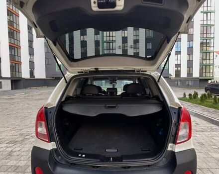 Белый Опель Антара, объемом двигателя 2.2 л и пробегом 224 тыс. км за 9620 $, фото 12 на Automoto.ua