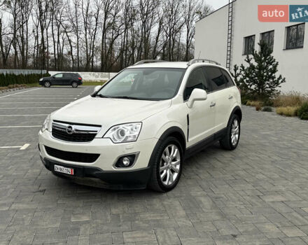 Білий Опель Антара, об'ємом двигуна 2.2 л та пробігом 212 тис. км за 11750 $, фото 4 на Automoto.ua