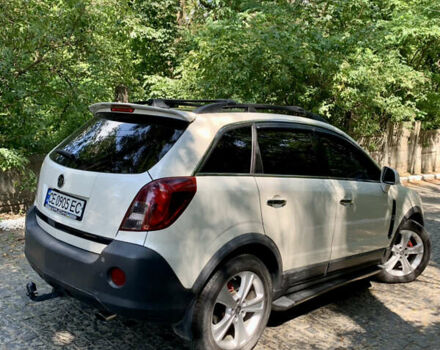 Белый Опель Антара, объемом двигателя 2.2 л и пробегом 231 тыс. км за 11800 $, фото 4 на Automoto.ua