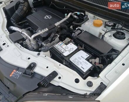 Белый Опель Антара, объемом двигателя 2.2 л и пробегом 199 тыс. км за 9500 $, фото 24 на Automoto.ua