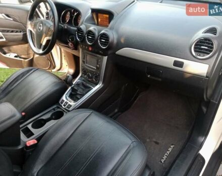 Белый Опель Антара, объемом двигателя 2.2 л и пробегом 199 тыс. км за 9500 $, фото 19 на Automoto.ua