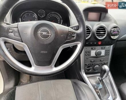 Опель Антара 2012 в Ужгороде на Automoto.ua Белый Опель Антара, объемом двигателя 2.2 л и пробегом 475 тыс. км за 9500 $, фото 13 на Automoto.ua
